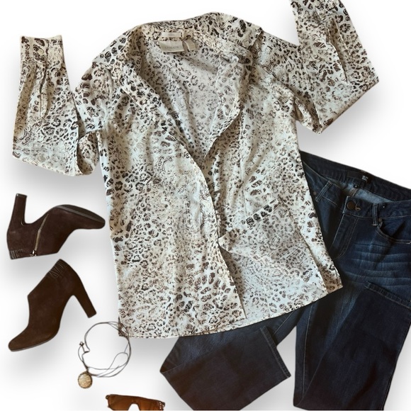 🐆CHICO No Iron Animal Print Pattern Blouse Sz Chico 0 - Picture 2 of 14